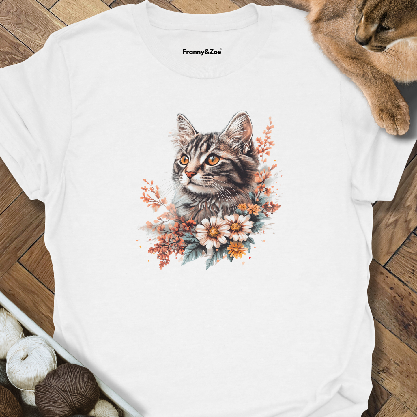 Katzen- und Blumen-T-Shirt