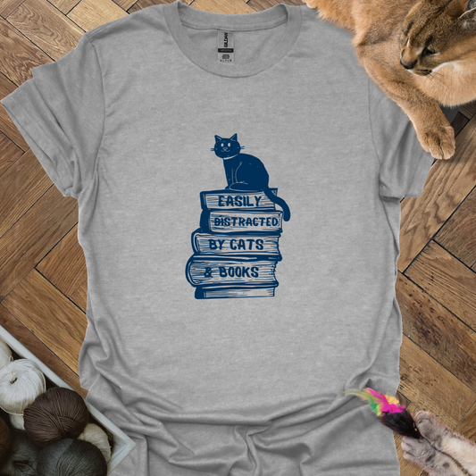 Cats & books T-Shirt